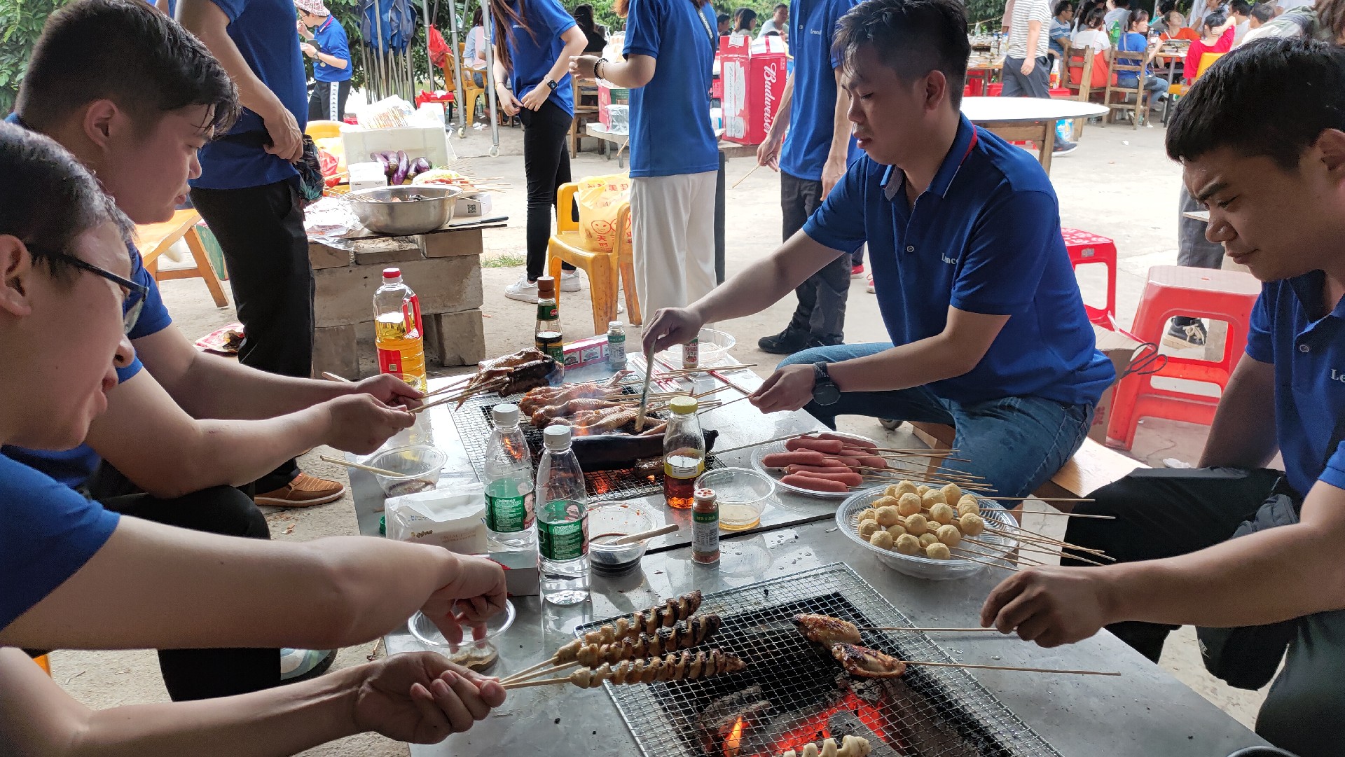 松湖騎行，穿樹飛花；農(nóng)家休閑，擁抱自然